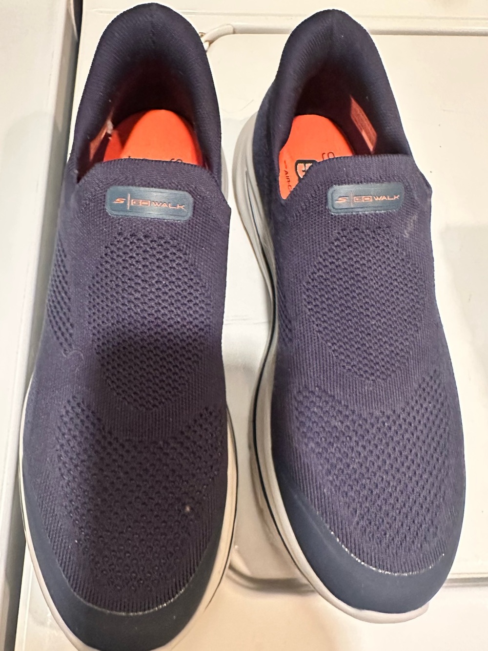 Skechers GOwalk Slip-On slip ins Men's Navy Walking Shoes size 9 1/2